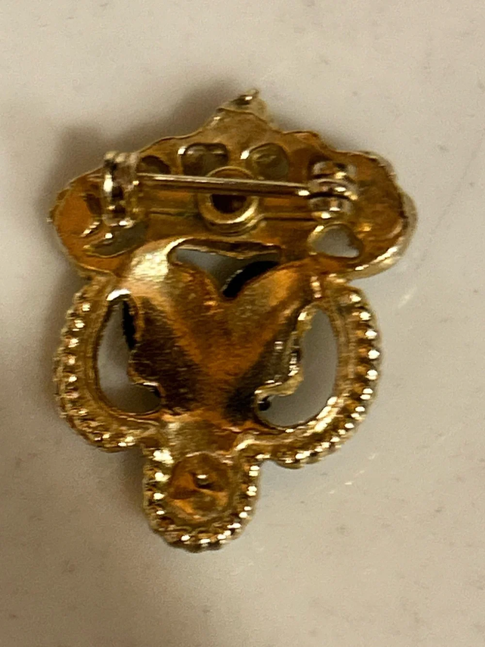 Vintage Small Gold tone Floral Enamel and Pearl Heart Brooch Pink & Gold pin